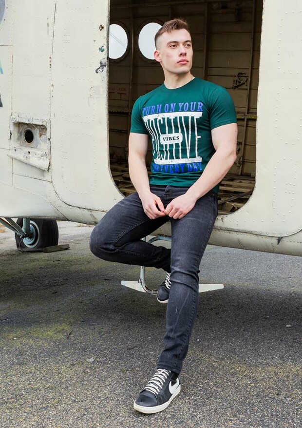 Мужская футболка positive 9111