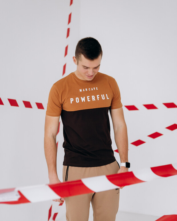 Мужская футболка powerful 15070