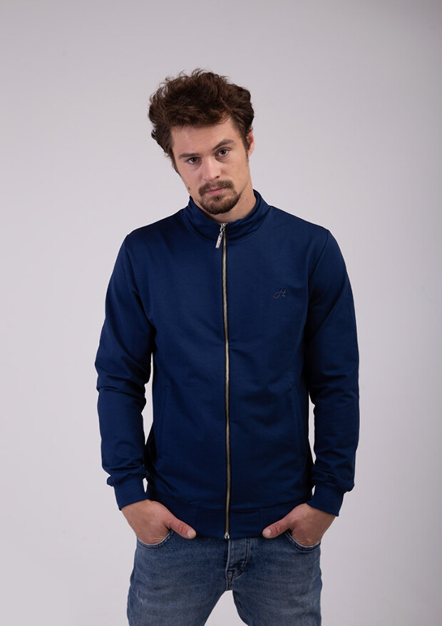 Кофта на блискавці з коміром-стійкою 17303