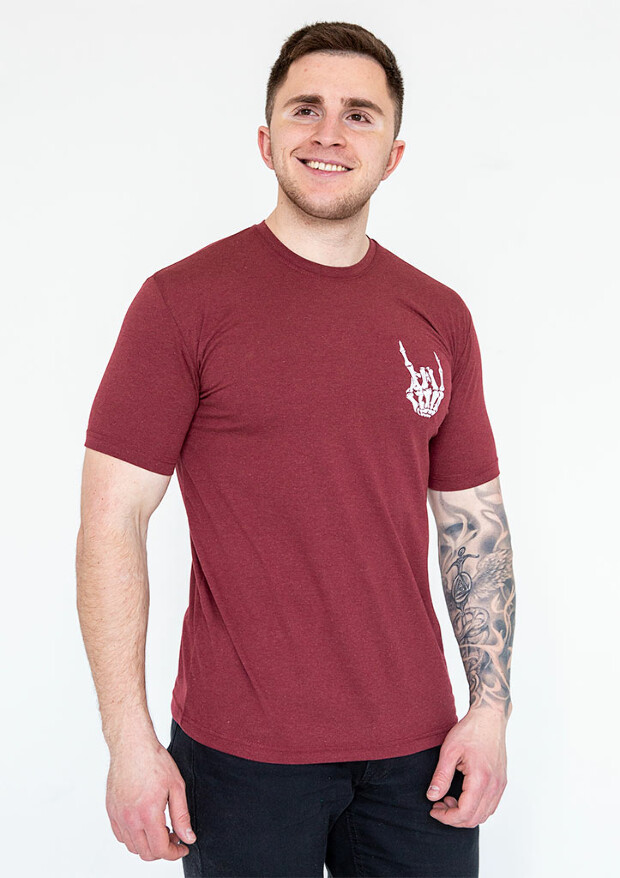 Чоловіча футболка bone hand 15071