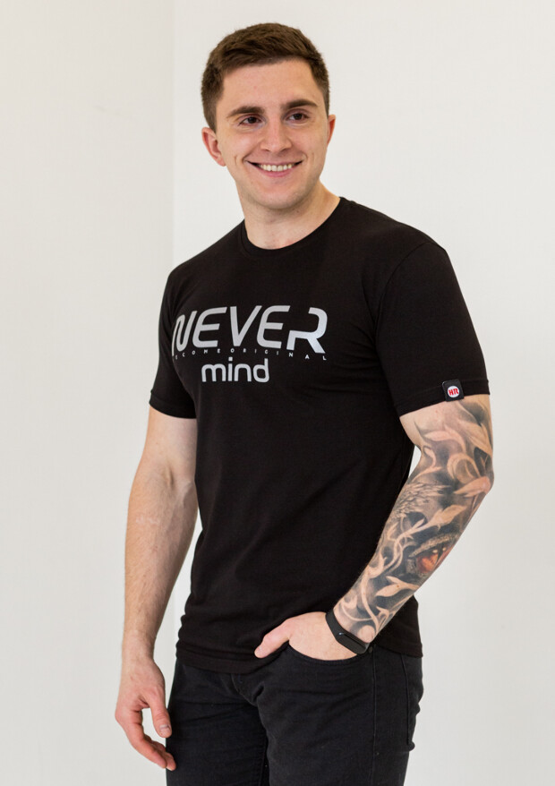 Футболка чоловіча never mind 22001