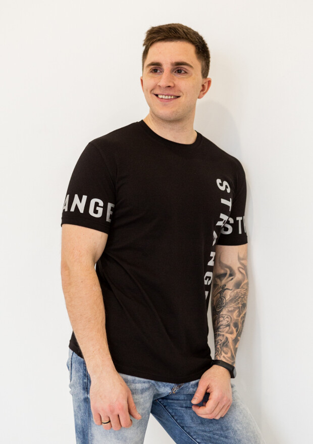 Футболка чоловіча strange 22004