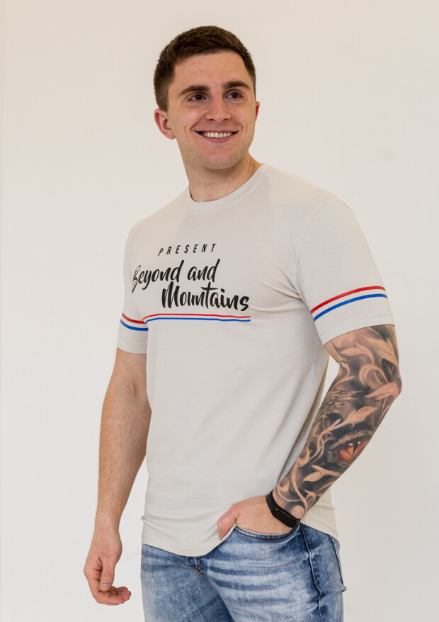 Футболка чоловіча beyond and mountains 22010
