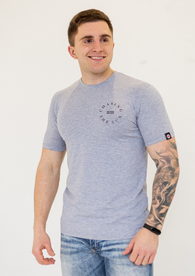 Футболка чоловіча chasing the sun 22024