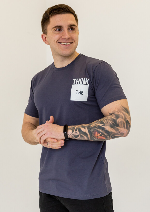 Батальна чоловіча футболка think the 23002