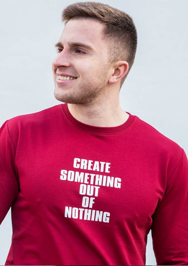 Оригинальный свитшот  с принтом на груди и рукаве 17072