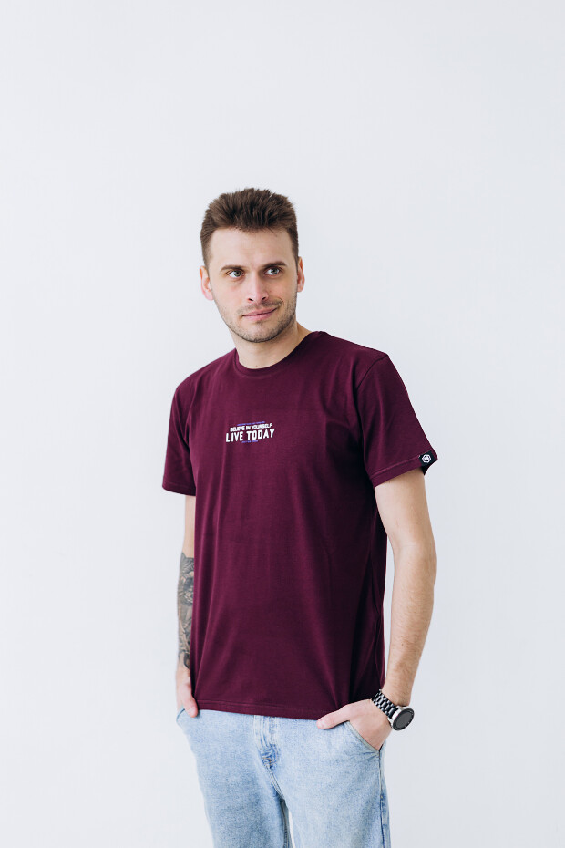 Чоловіча футболка великих розмірів із принтом  live today 40512