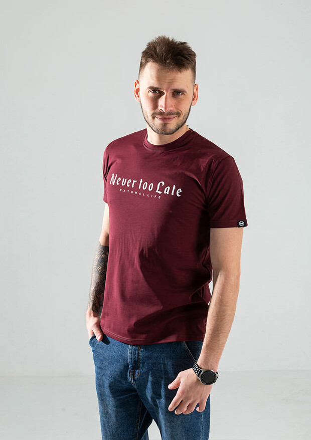 Чоловіча футболка never too late 40018