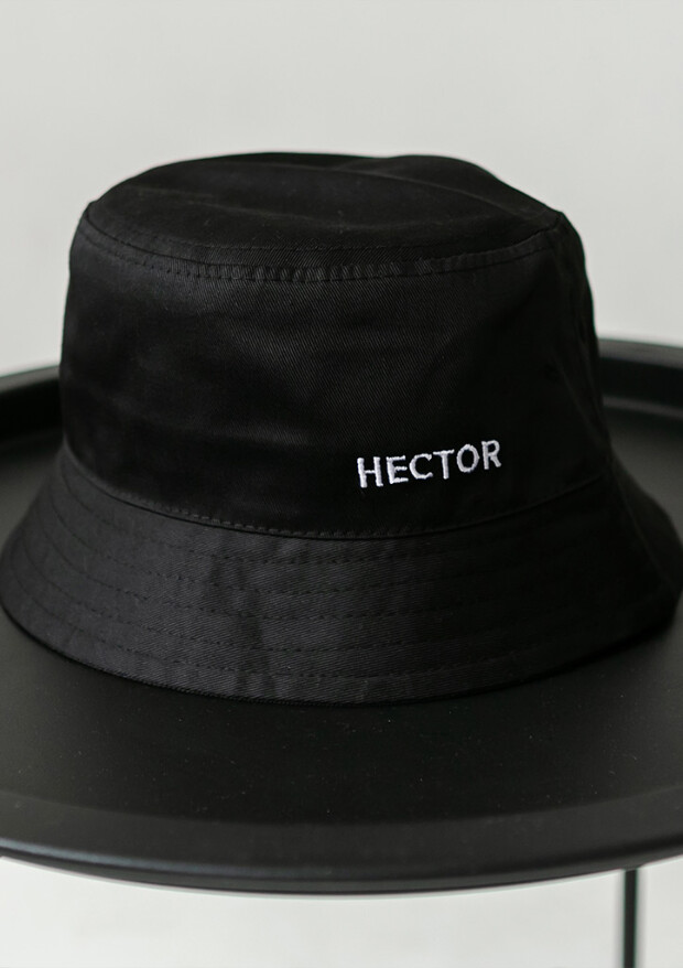 Панама з вишивкою hector 00200