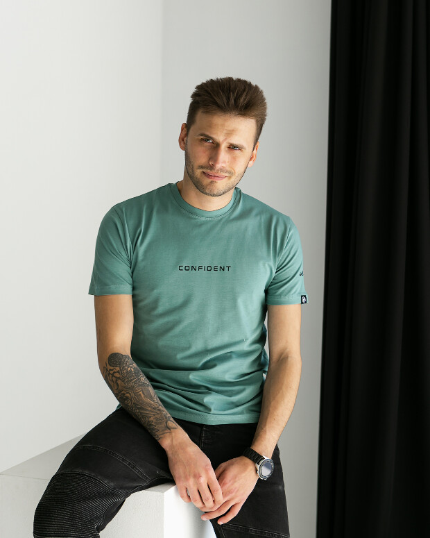 Чоловіча футболка confident 40149