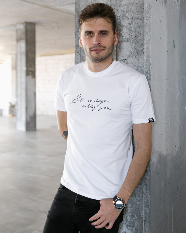 Чоловіча футболка let courage carry you 40152