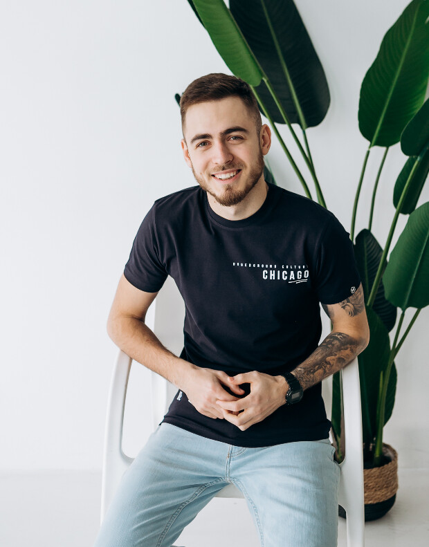 Хлопковая мужская футболка chicago 40168