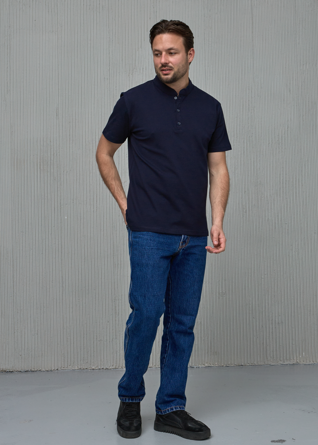 Чоловіча футболка поло з коротким коміром без вишивки 19559