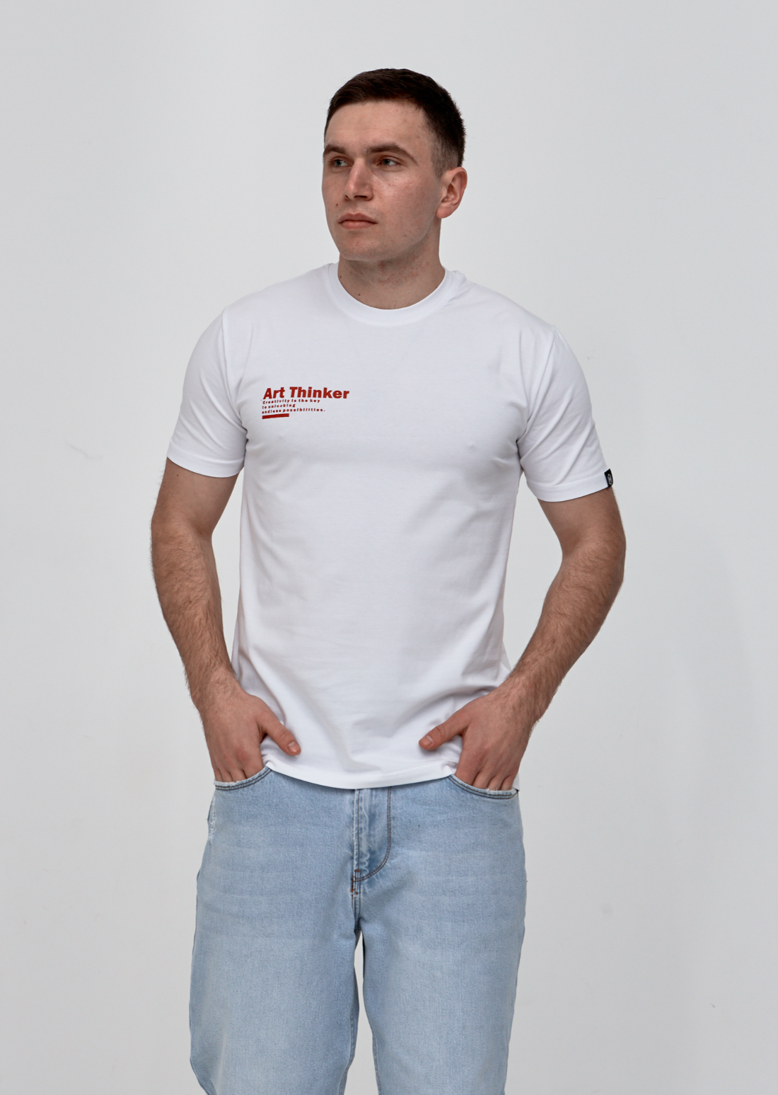 Футболка с аккуратным принтом ART THINKER 42024