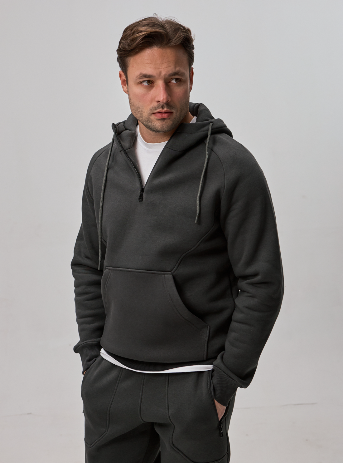 Теплый костюм с худи-регланом и капюшоном 30592