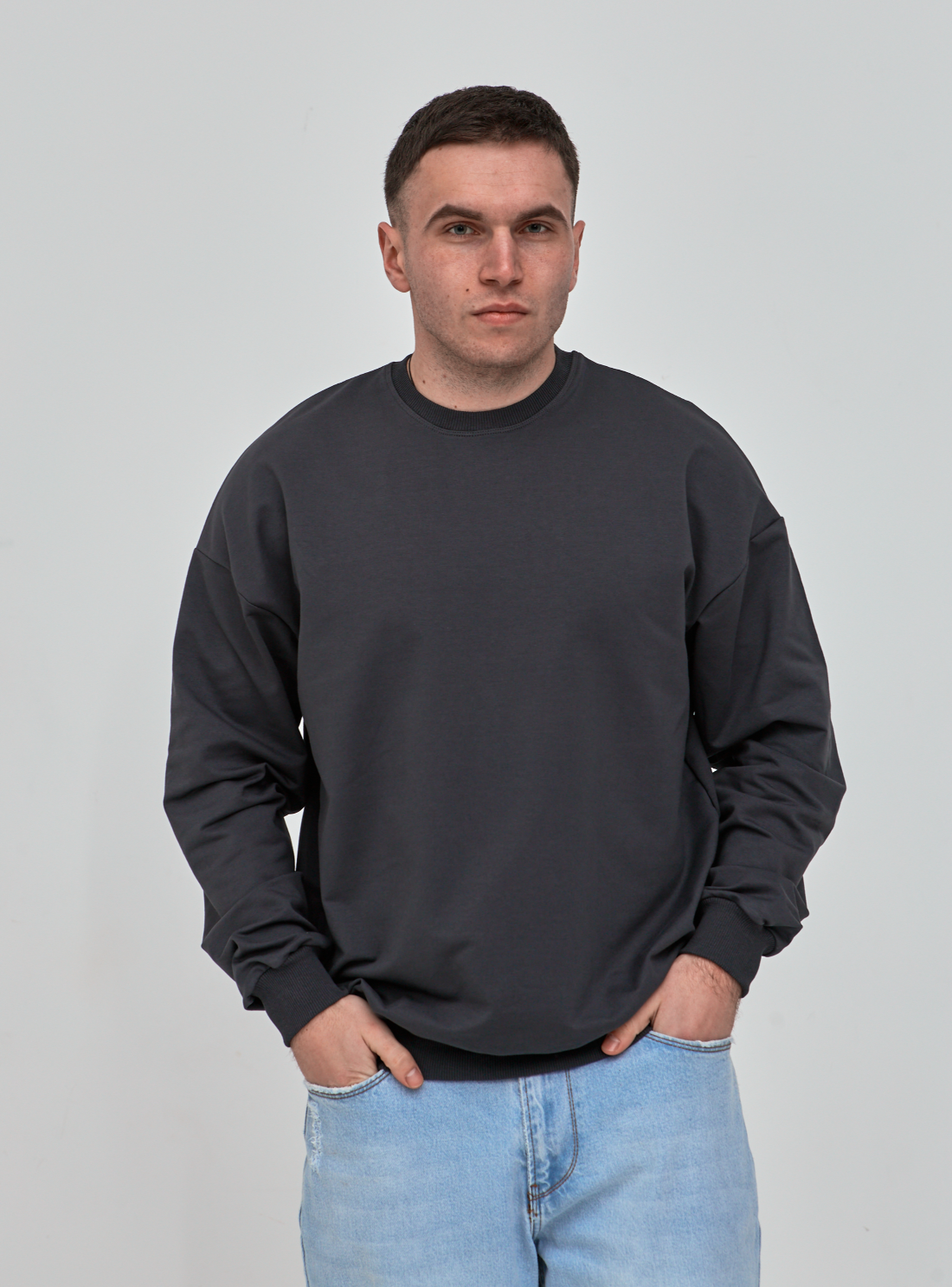 Однотонный oversize свитшот больших размеров 18023