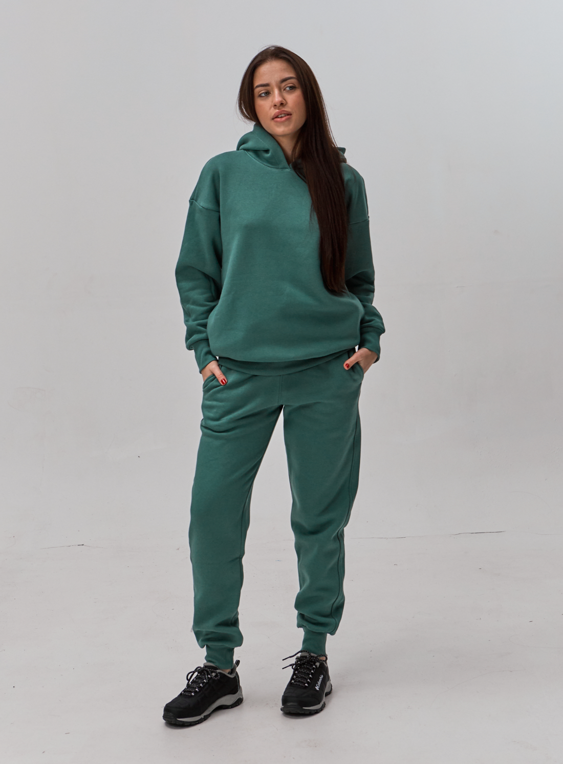 Жіночий костюм із подовженим худі та подвійним капюшоном 24107