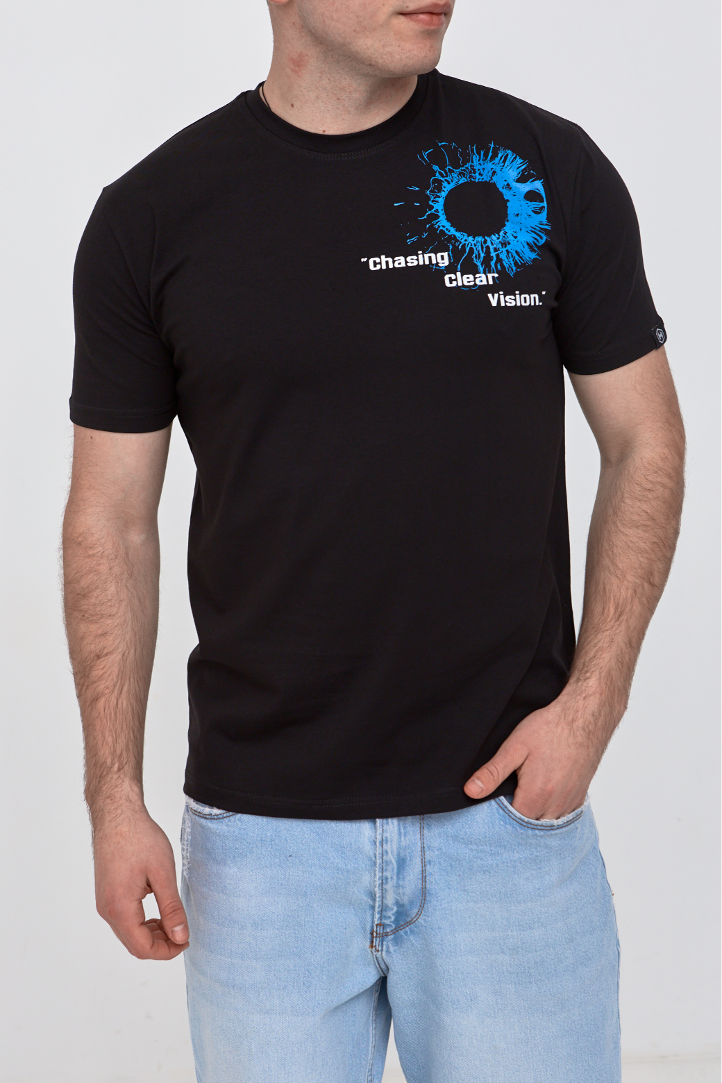 Стильна чоловіча футболка CHASING CLEAR VISION 42019