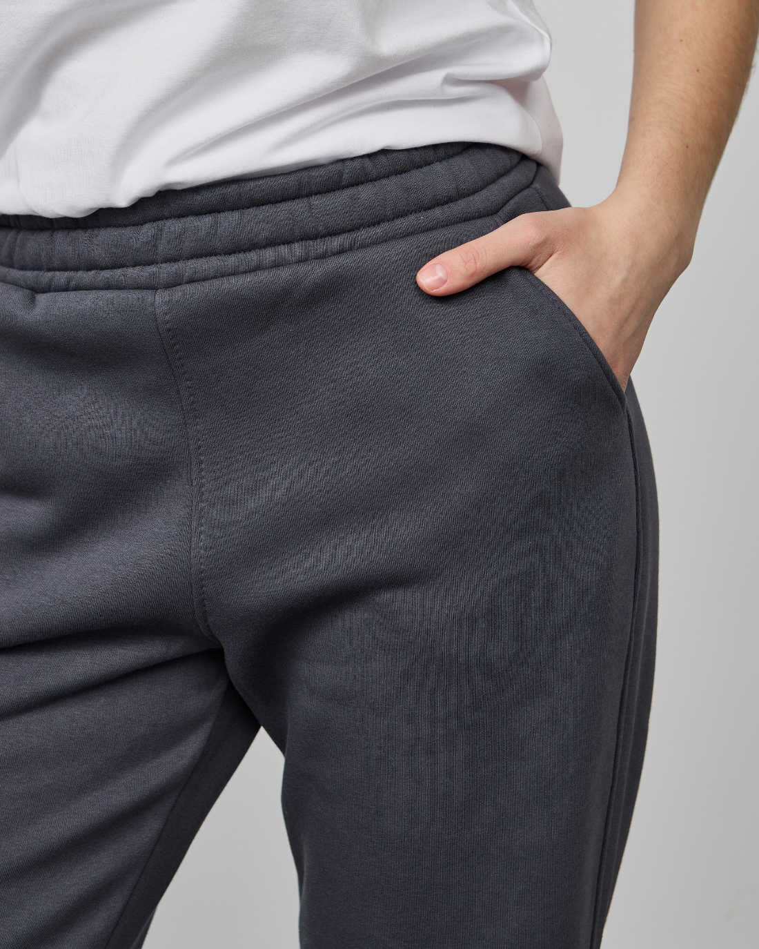 Брюки женские прямые с фиксаторами по низу Hector 24135