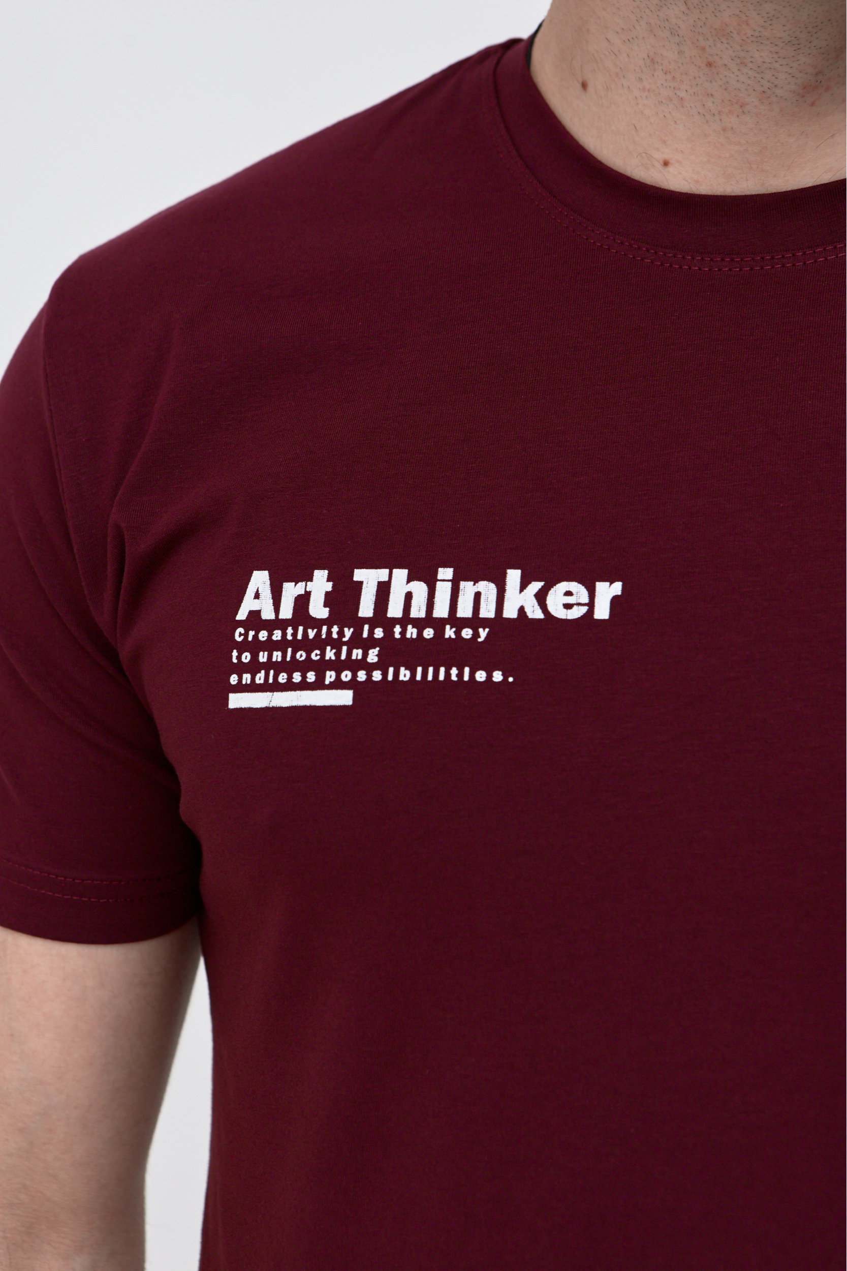 Футболка с аккуратным принтом ART THINKER 42024
