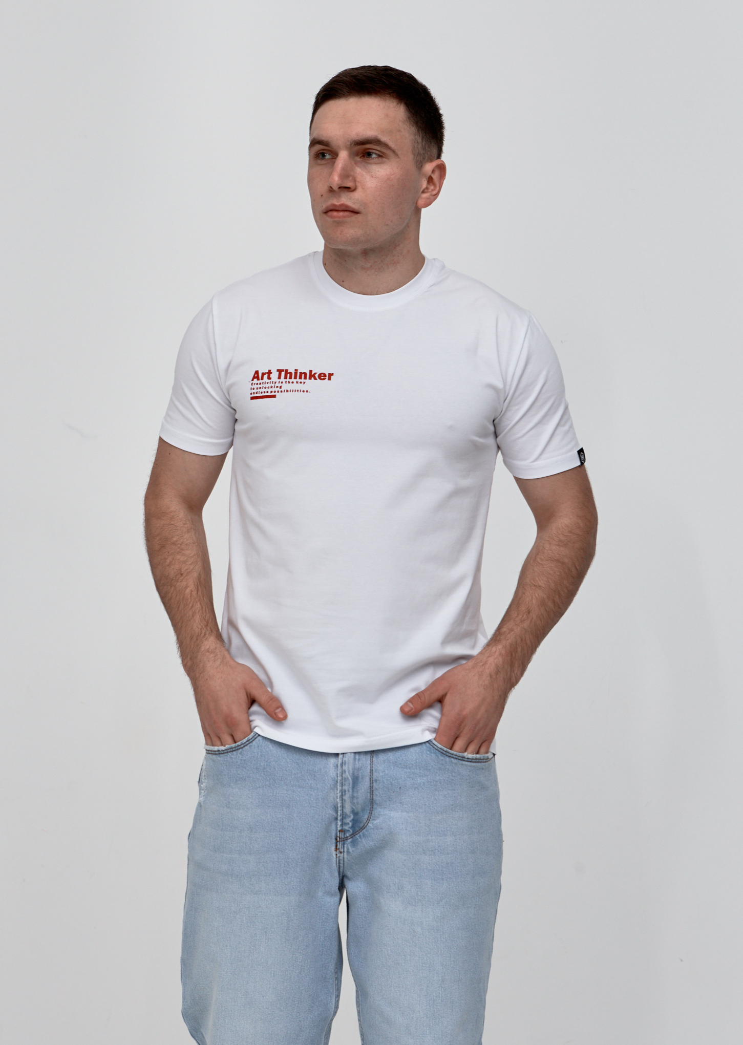 Футболка с аккуратным принтом ART THINKER 42024