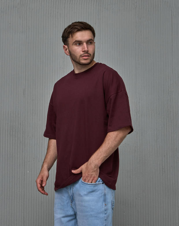 Чоловіча футболка оверсайз з широкою горловиною 40477