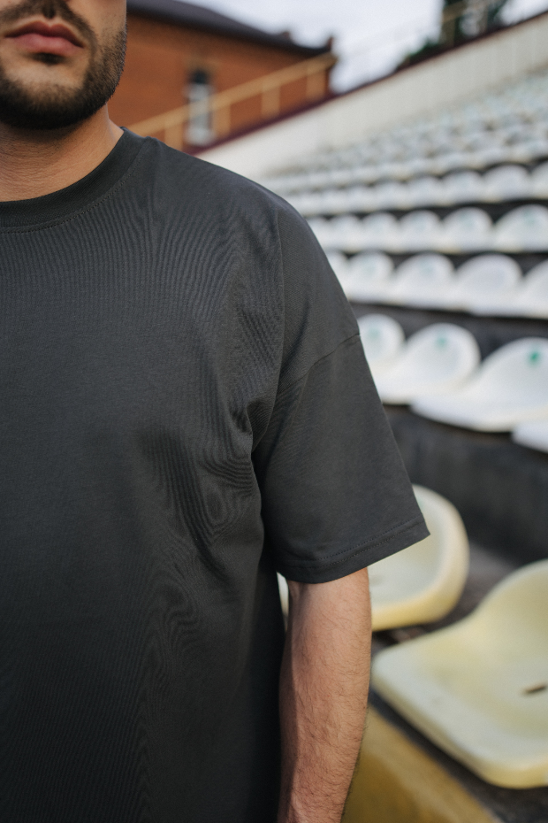 Чоловіча футболка oversize без принту 40410