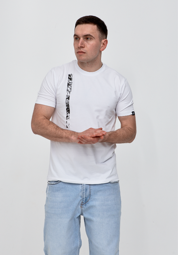 Оригінальна футболка з принтом LESS NOIS. MORE MEANING 42022