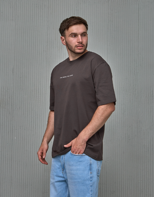 Футболка oversize з принтом TOO MUCH/TOO SOON Hector 40493