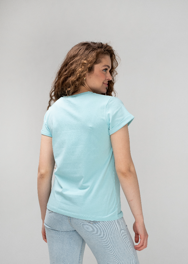 Женская базовая футболка с подкаченым рукавом 24501