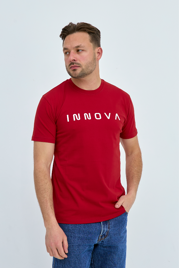 Мужская футболка с принтом innova 40087