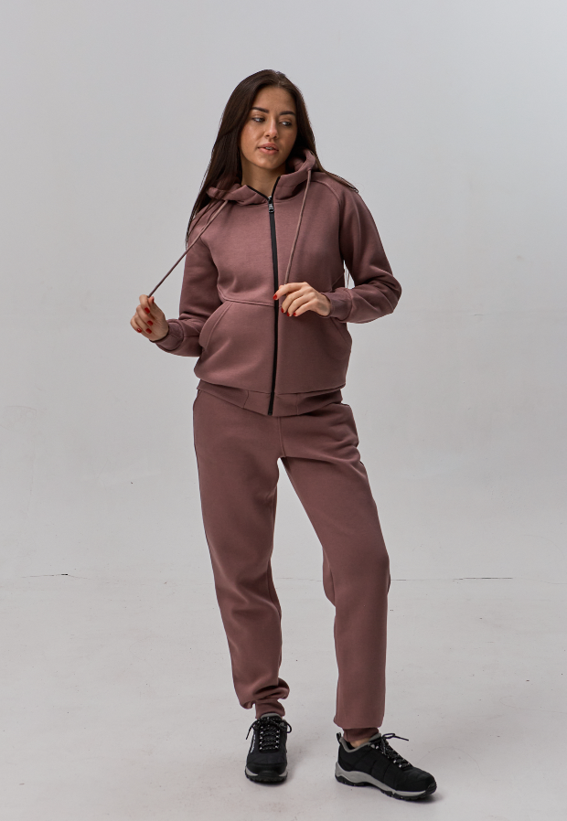 Теплий жіночий костюм з високим коміром 24104