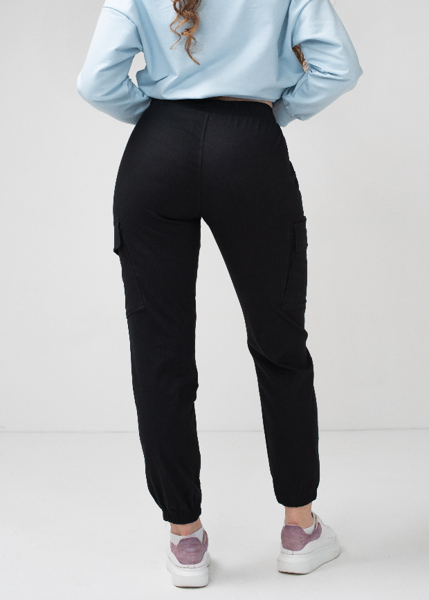 Жіночі штани-карго з похилими кишенями на євроманжетах 24131