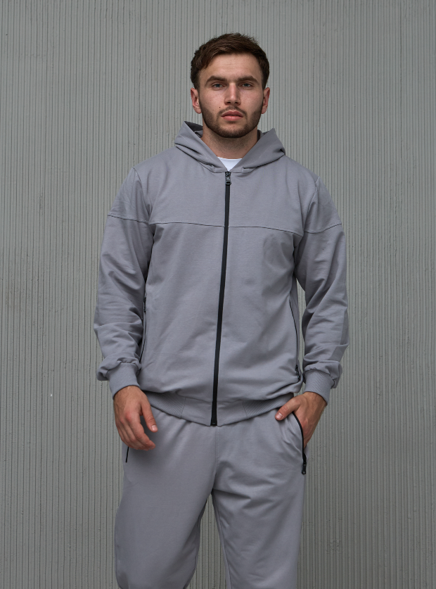 Мужской костюм больших размеров с кофтой на молнии Hector 18500