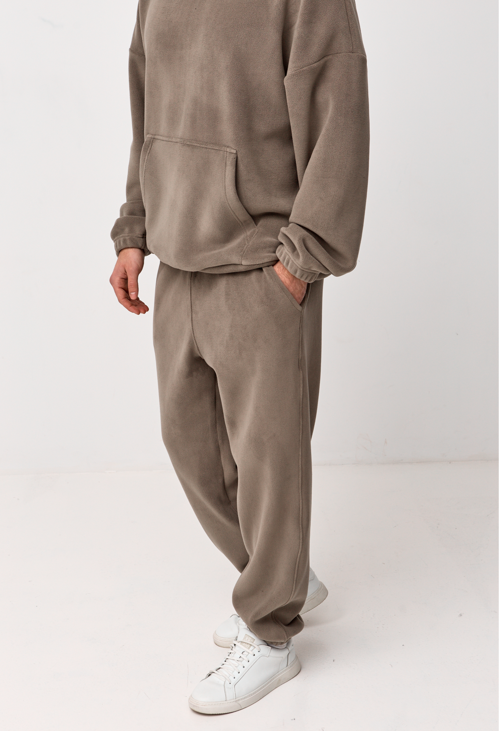 Флісовий oversize костюм з кишенями-кенгуру та євроманжетами 30591