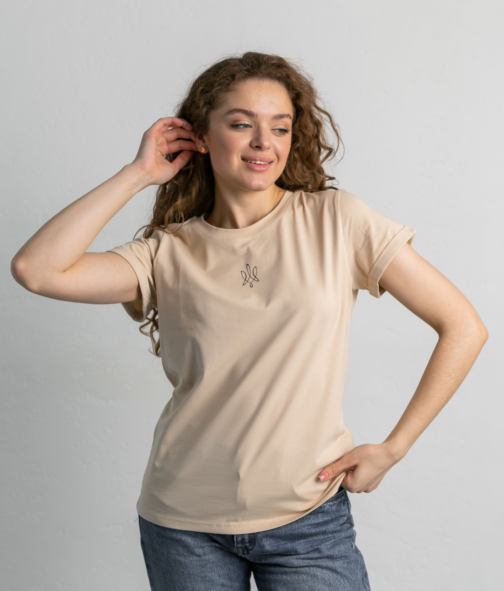 Женская футболка с Тризубом 24553