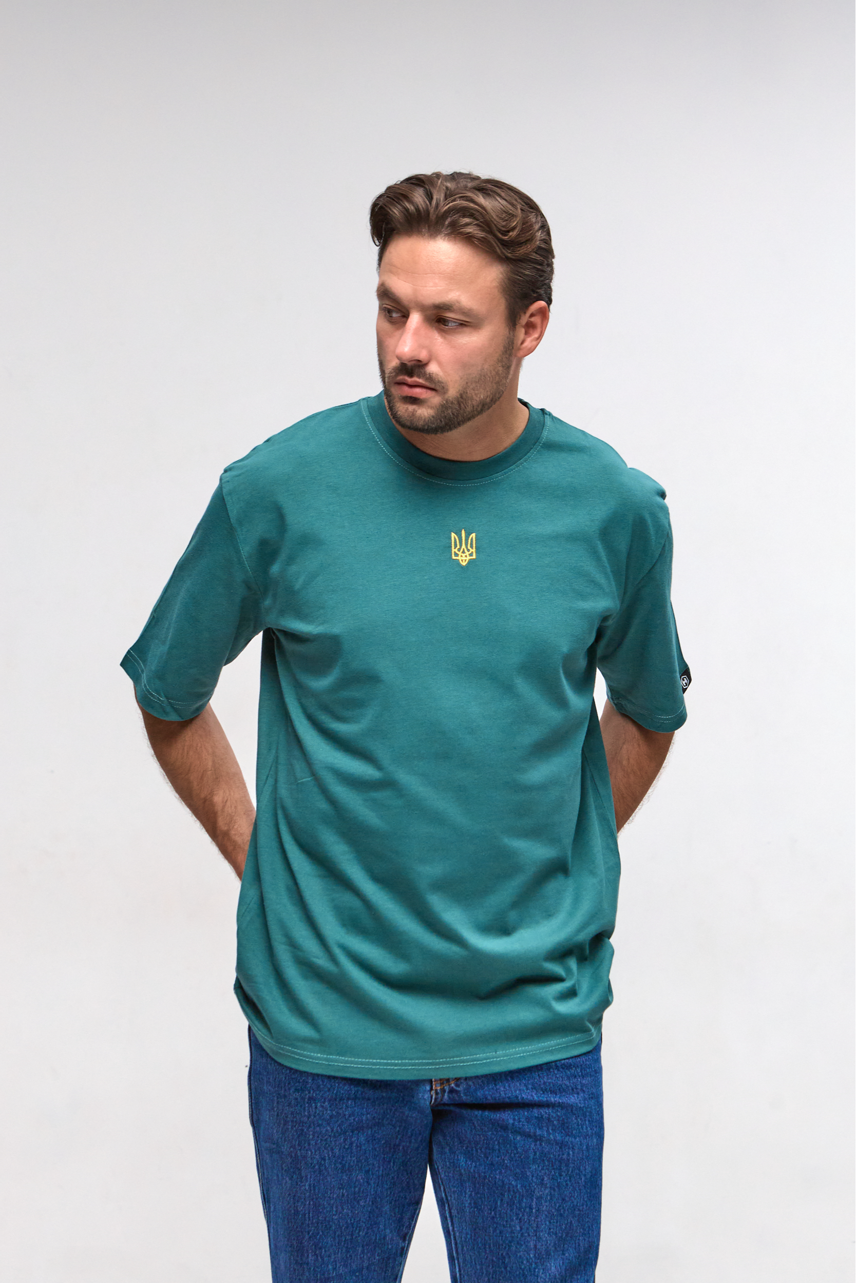 Чоловіча футболка oversize з вишитим Тризубом 40324