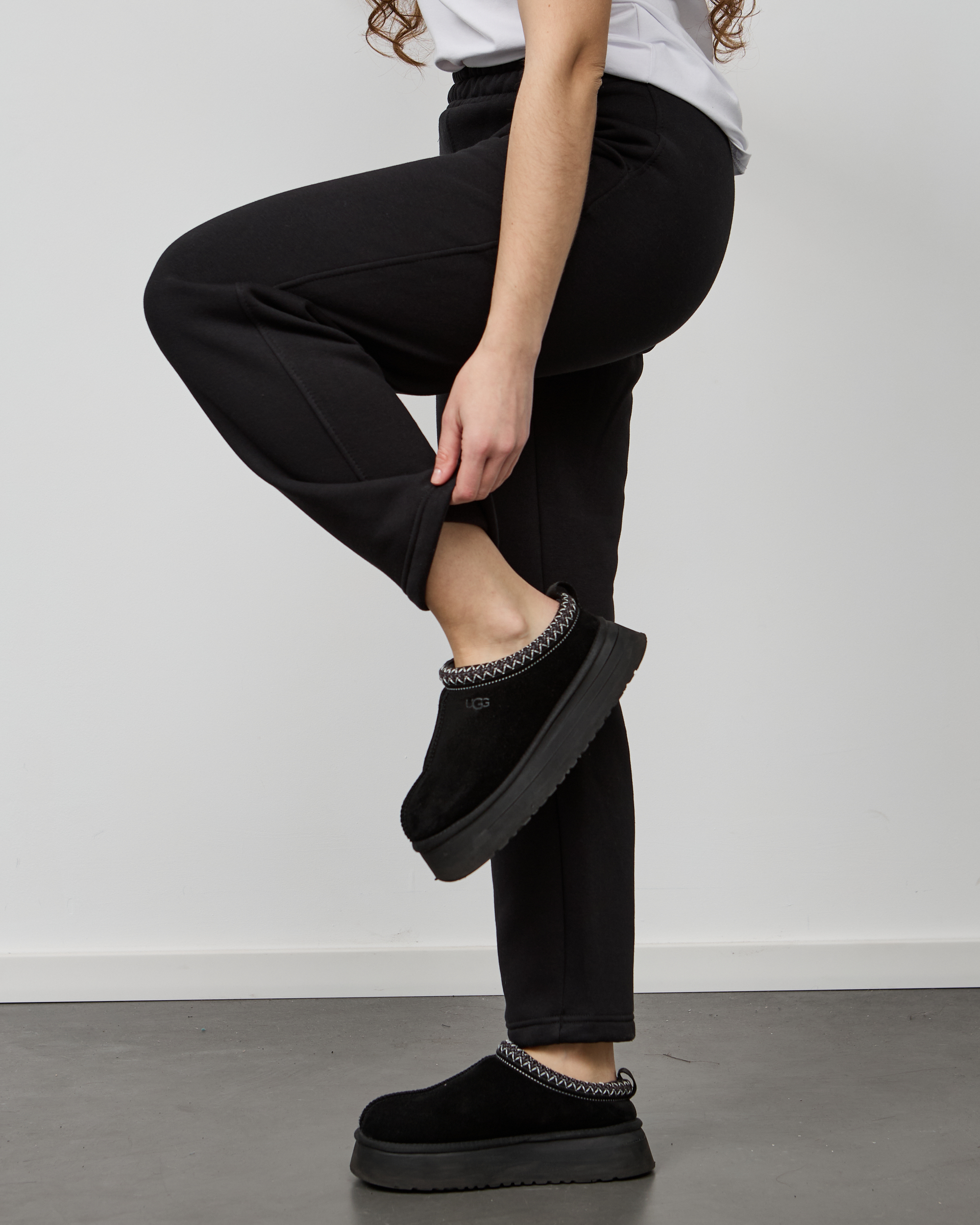 Брюки женские прямые с фиксаторами по низу Hector 24135