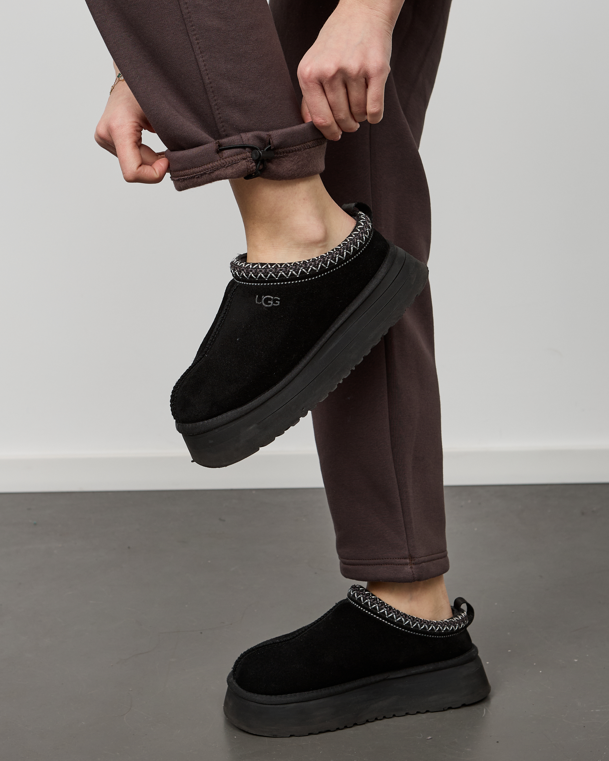 Брюки женские прямые с фиксаторами по низу Hector 24135