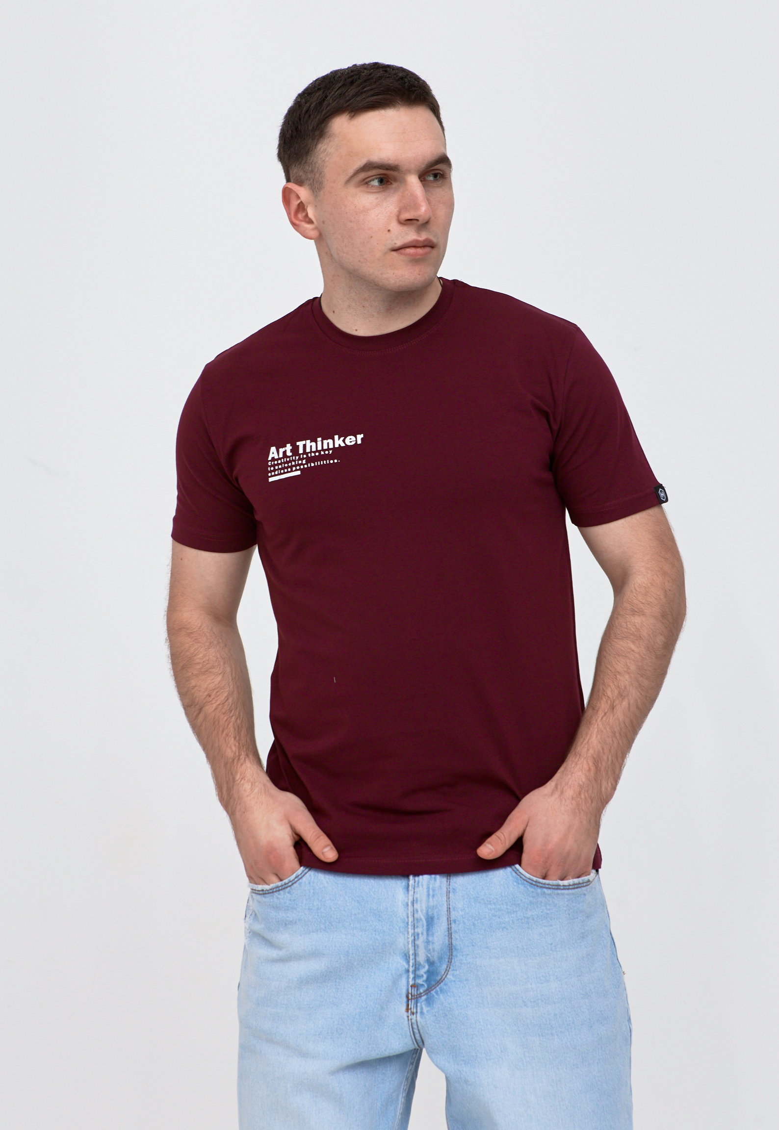Футболка с аккуратным принтом ART THINKER 42024