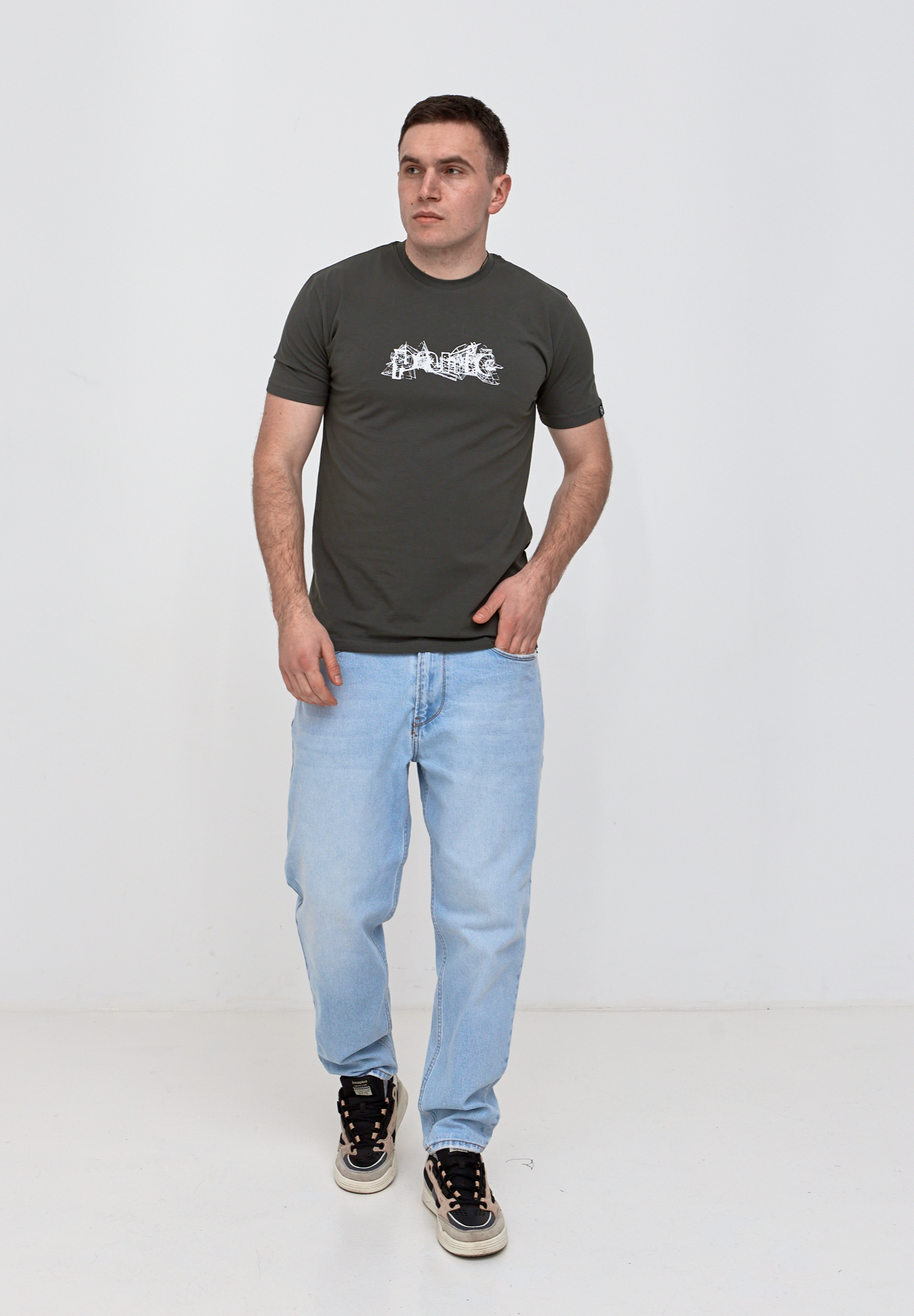 Качественная мужская футболка PANIC 42016