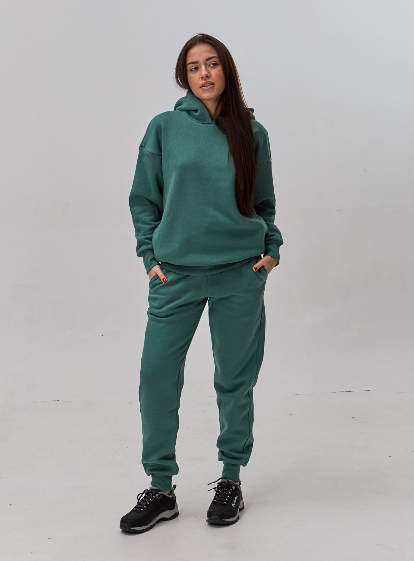 Жіночий костюм із подовженим худі та подвійним капюшоном 24107