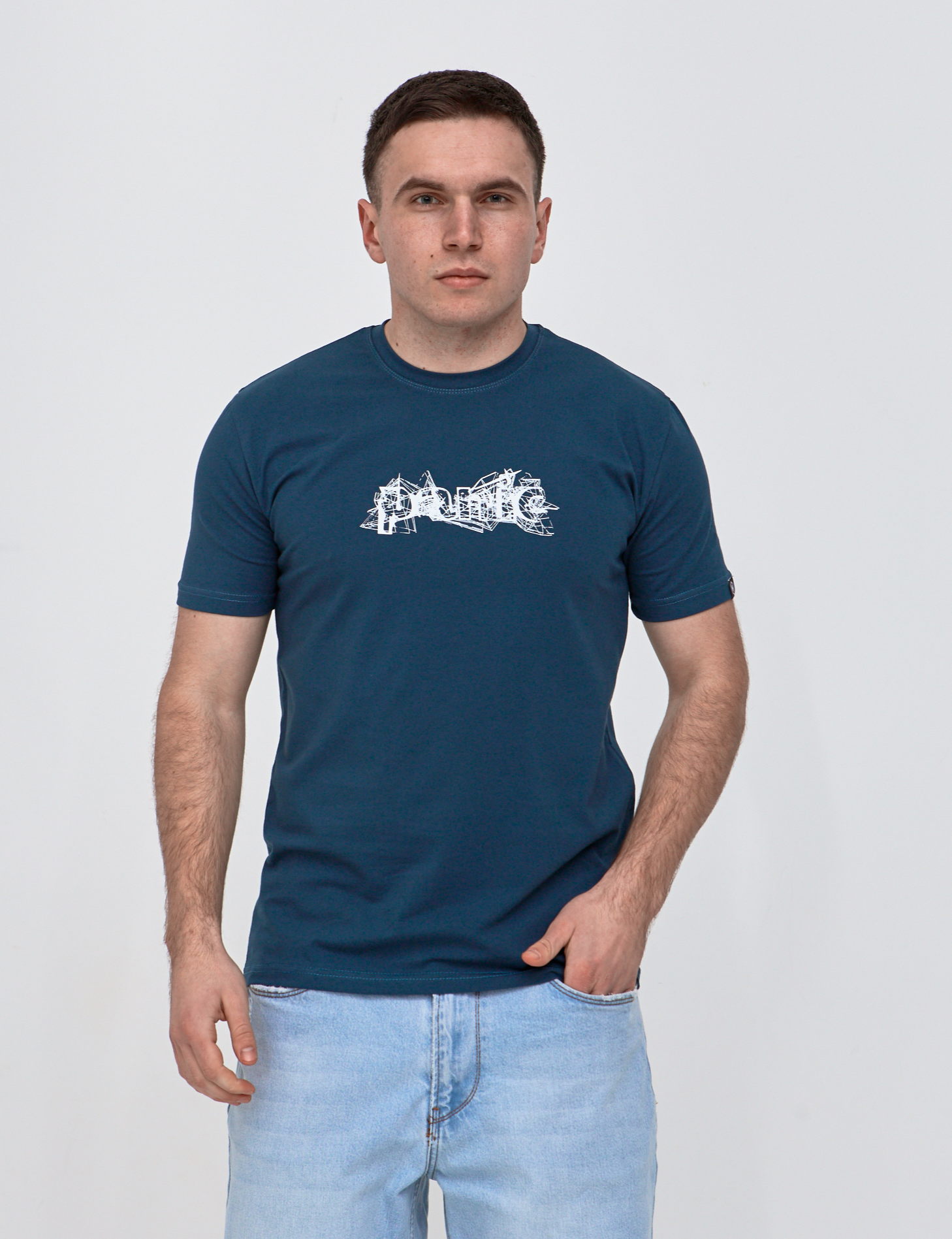 Качественная мужская футболка PANIC 42016