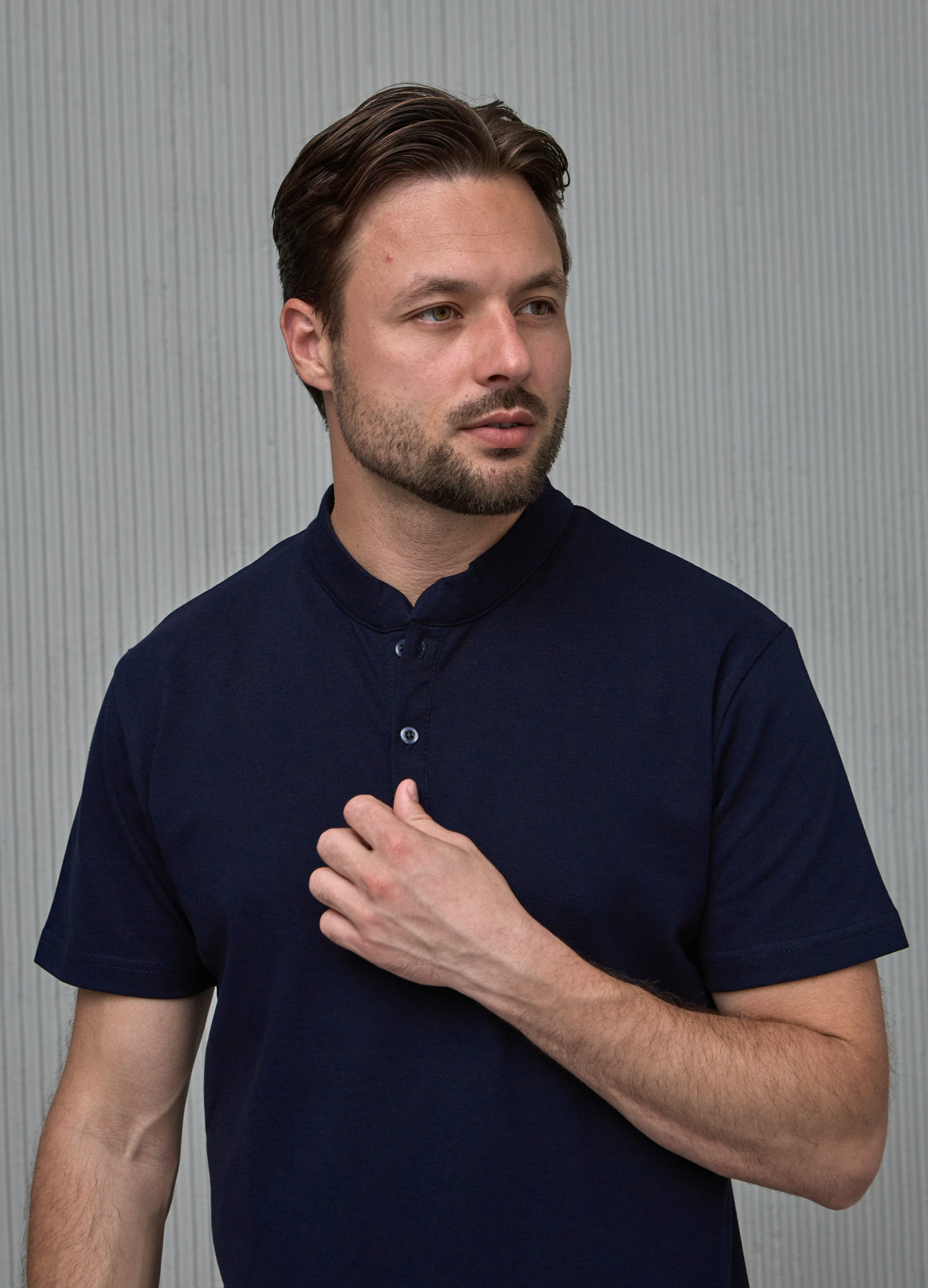 Чоловіча футболка поло з коротким коміром без вишивки 19559