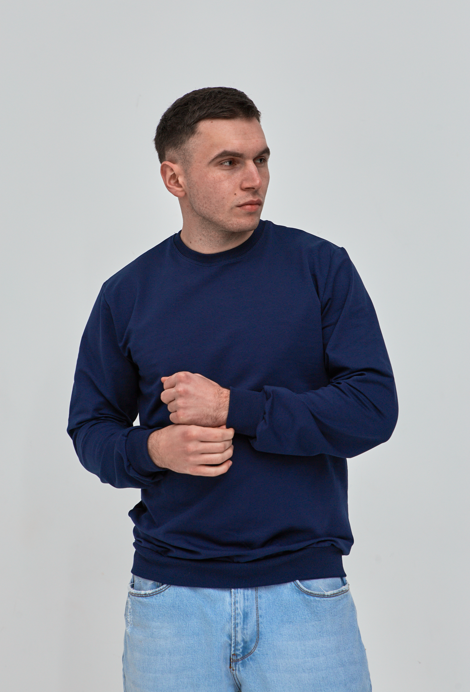 Однотонний чоловічий світшот 17081