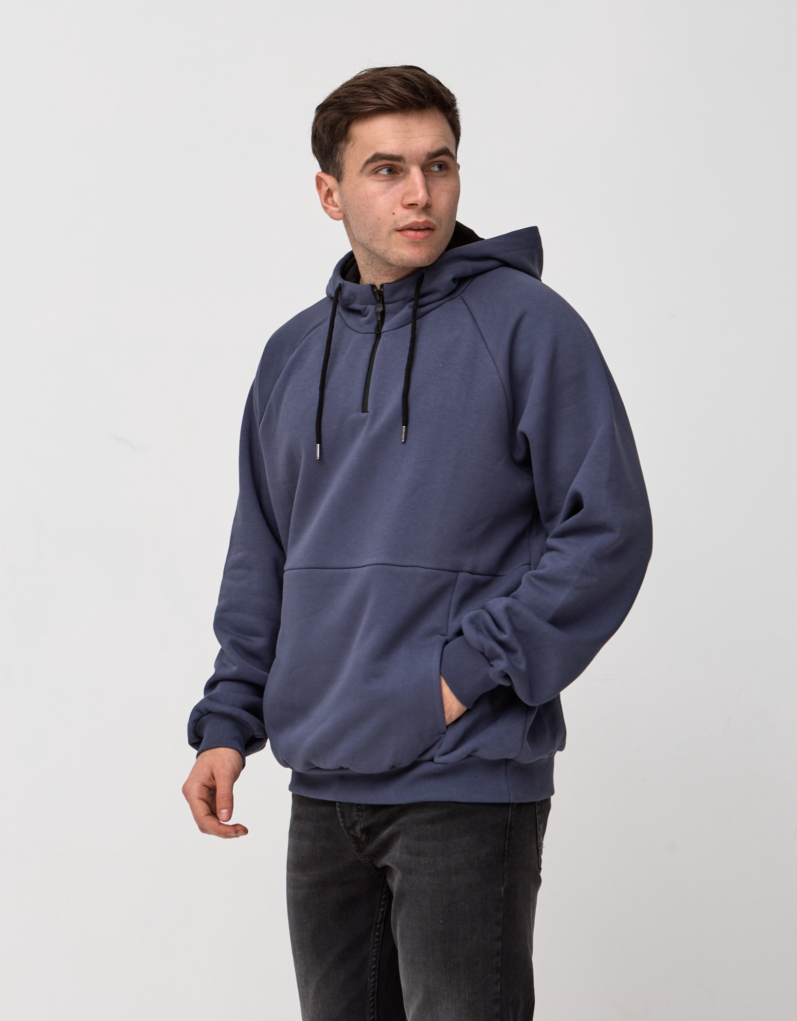 Толстовка-реглан с капюшоном и небольшой молнией 30040
