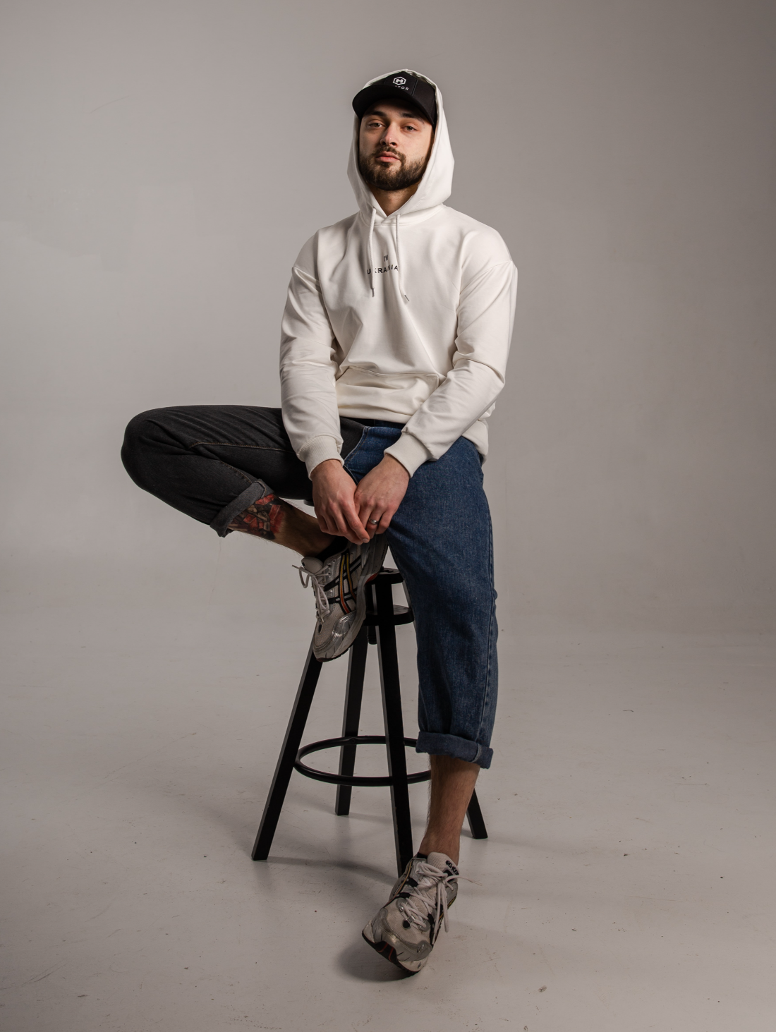 Патриотическое oversize худи i am ukrainian 17333