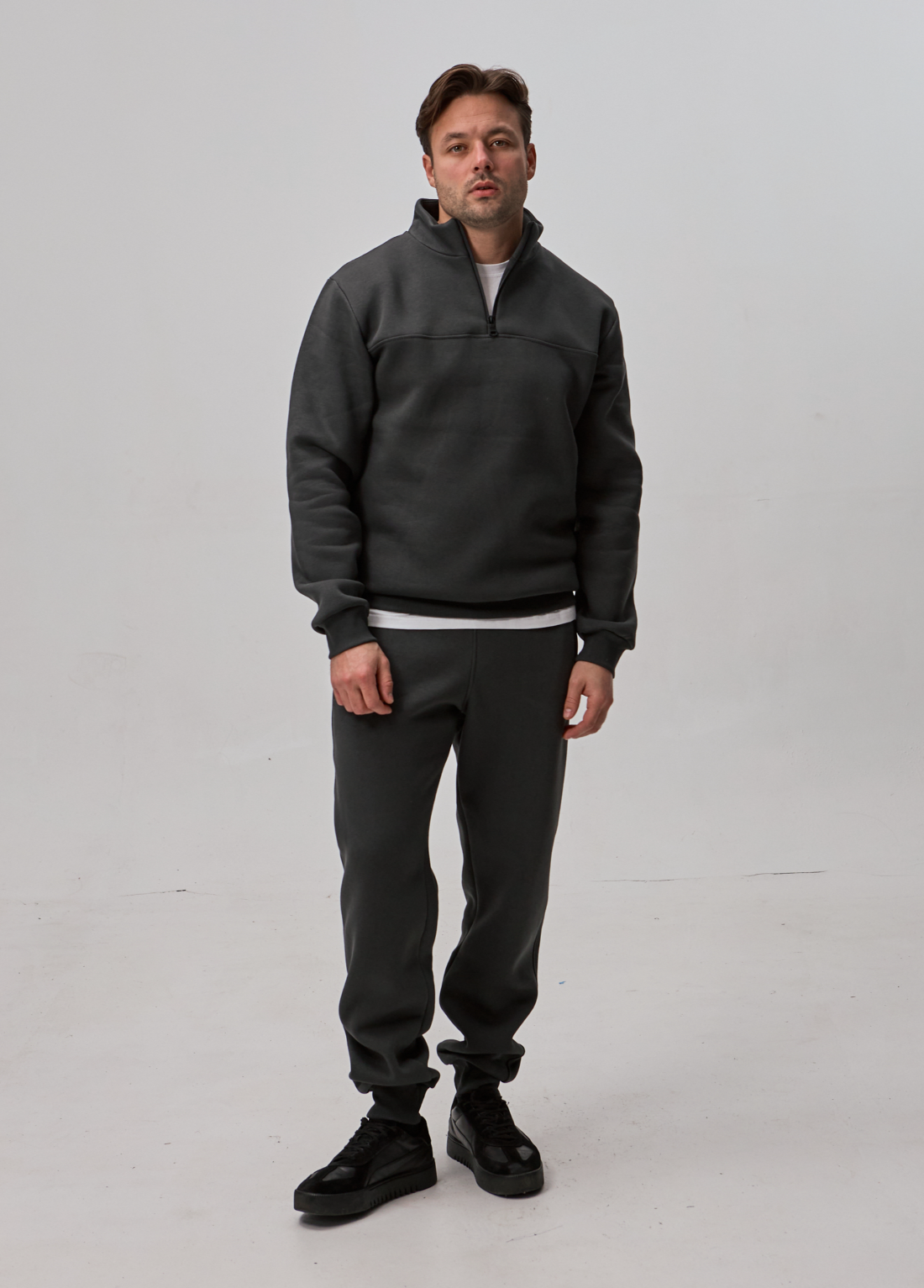 Теплый мужской костюм с воротником-стойкой и короткой застежкой 30593