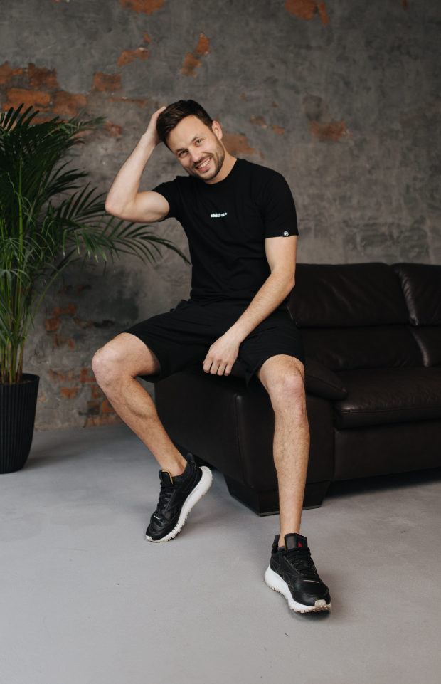 МУЖСКАЯ ФУТБОЛКА CHILL OUT 40227