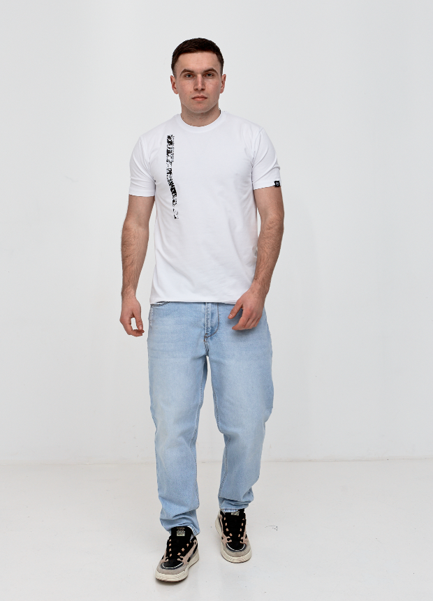 Оригінальна футболка з принтом LESS NOIS. MORE MEANING 42022